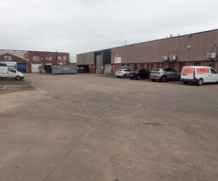 Bickford Road, Units 3-8