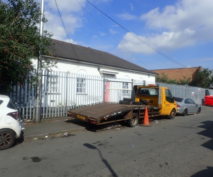 Humpage Road, 16