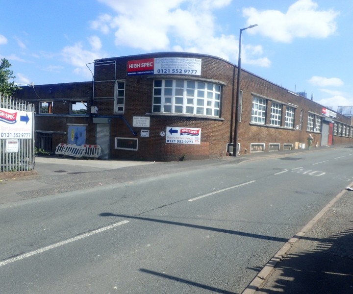 Rood End Road, Bakshish House