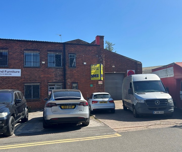 The Fordrough, Hay Mills, Unit 7B