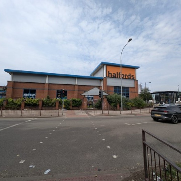 Waterey Lane Middleway (Former Halfords Retail Outlet)